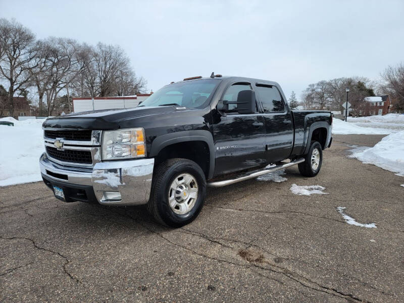 2009 Chevrolet Silverado 2500HD for sale at PARADISE MOTORS LLC in Cambridge MN