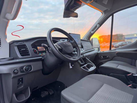 2024 Ford Transit 350 XLT