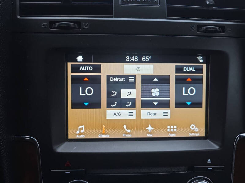 2017 Lincoln Navigator Select