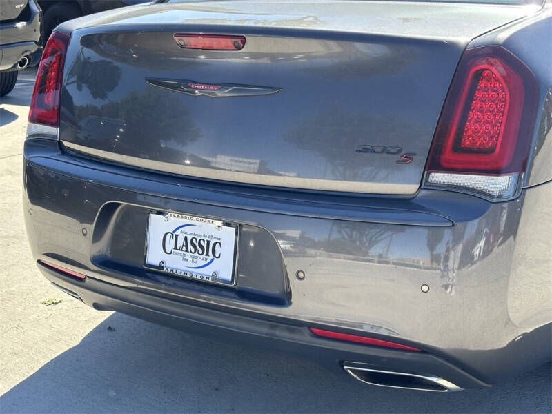 2021 Chrysler 300 S V6