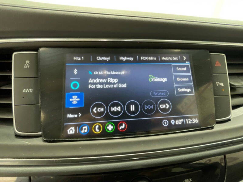 2021 Buick Enclave Essence