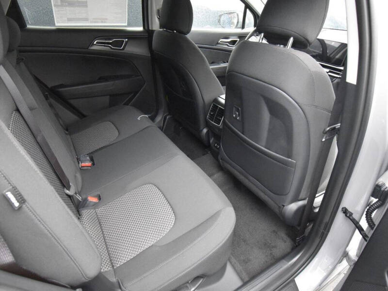 2026 Kia Sportage Hybrid S