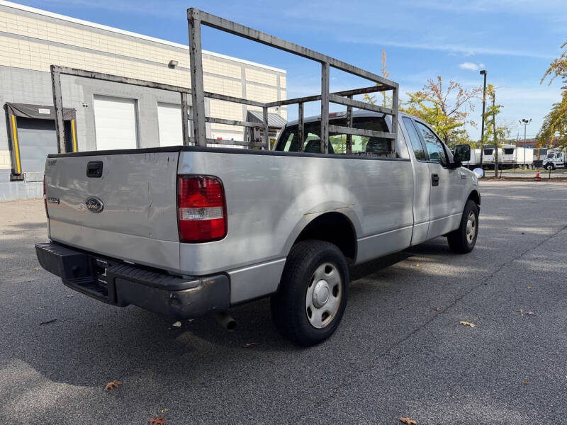 2005 Ford F-150 XL