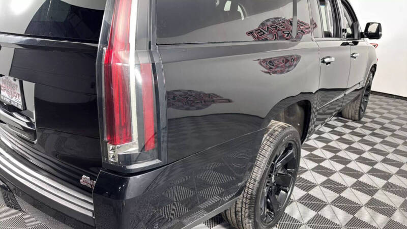 2019 Cadillac Escalade ESV Premium Luxury