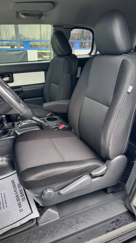 2011 Toyota FJ Cruiser