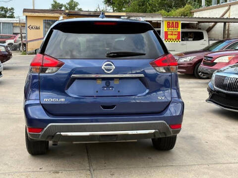 2018 Nissan Rogue SV