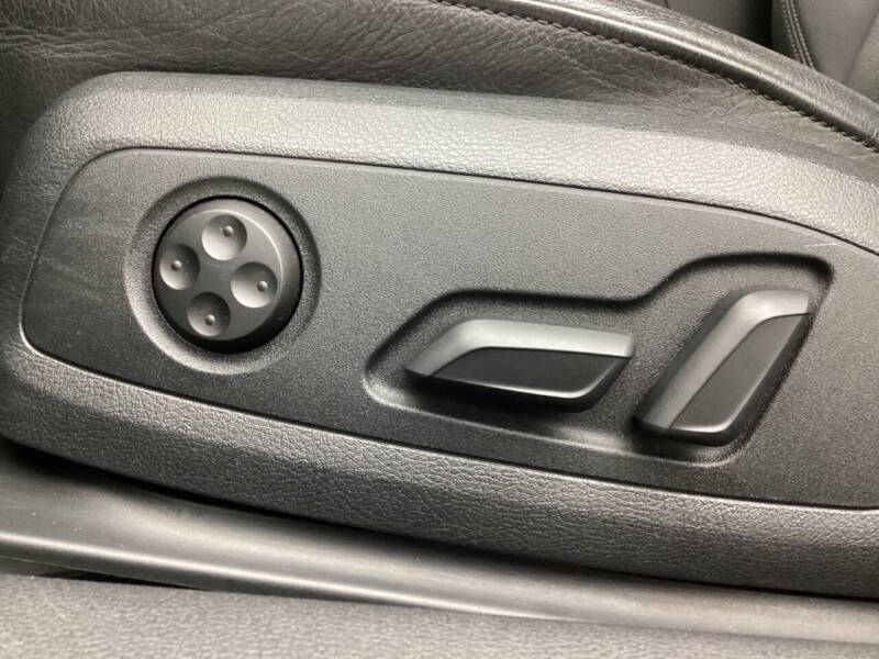 2019 Audi A4 quattro Premium Plus 45 TFSI