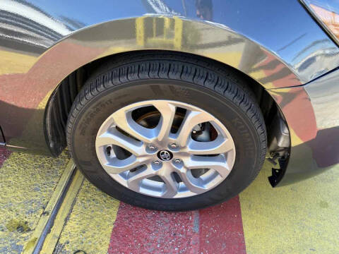 2017 Toyota Yaris iA