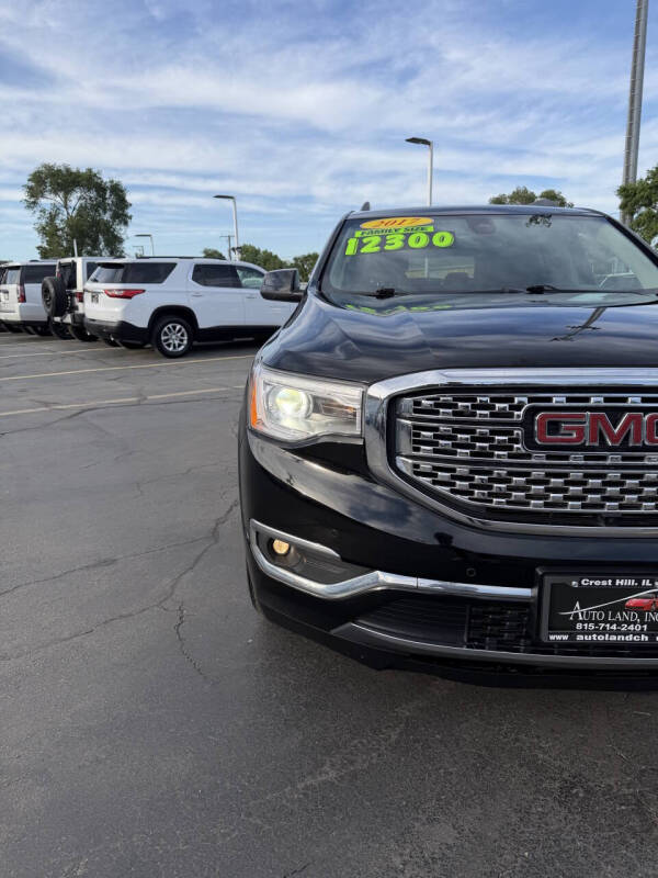 2017 GMC Acadia Denali