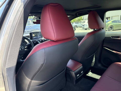 2023 Lexus IS 300