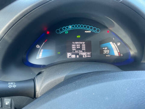 2015 Nissan LEAF S