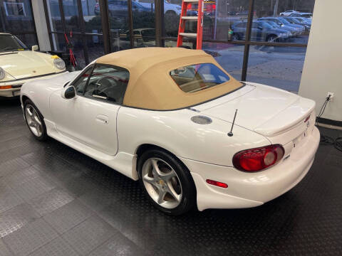 2002 Mazda MX-5 Miata