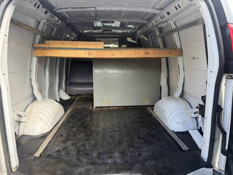 2019 Chevrolet Express 2500