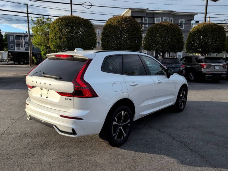 2026 Volvo XC60 B5 Core