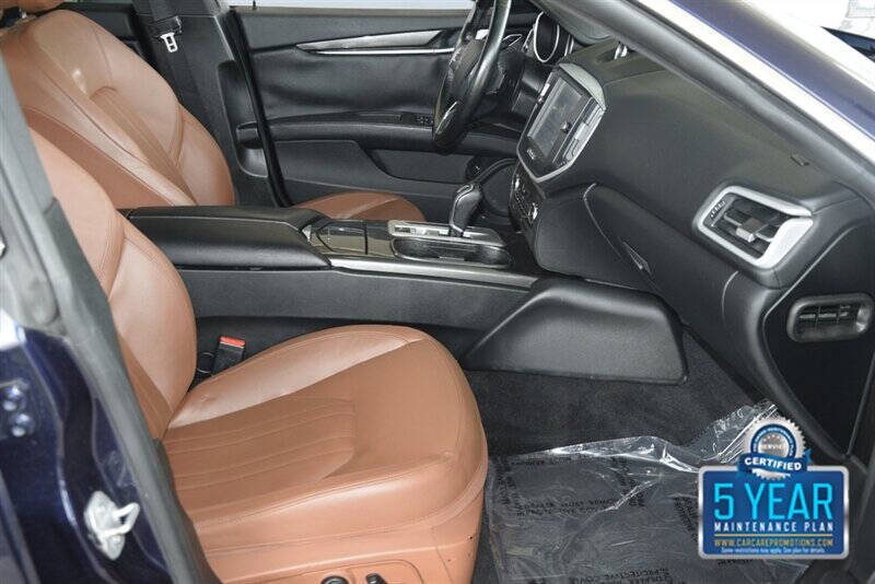 2015 Maserati Ghibli