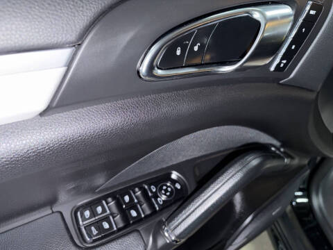 2013 Porsche Cayenne GTS