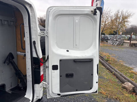 2019 Nissan NV 2500 HD SV