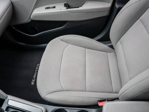 2019 Hyundai Elantra