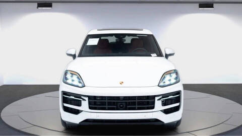 2025 Porsche Cayenne S E-Hybrid