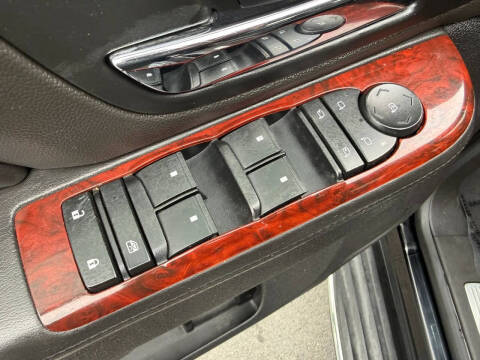 2014 Cadillac Escalade Luxury