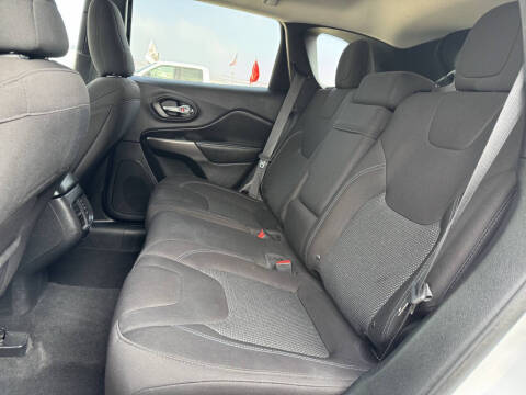 2019 Jeep Cherokee Latitude