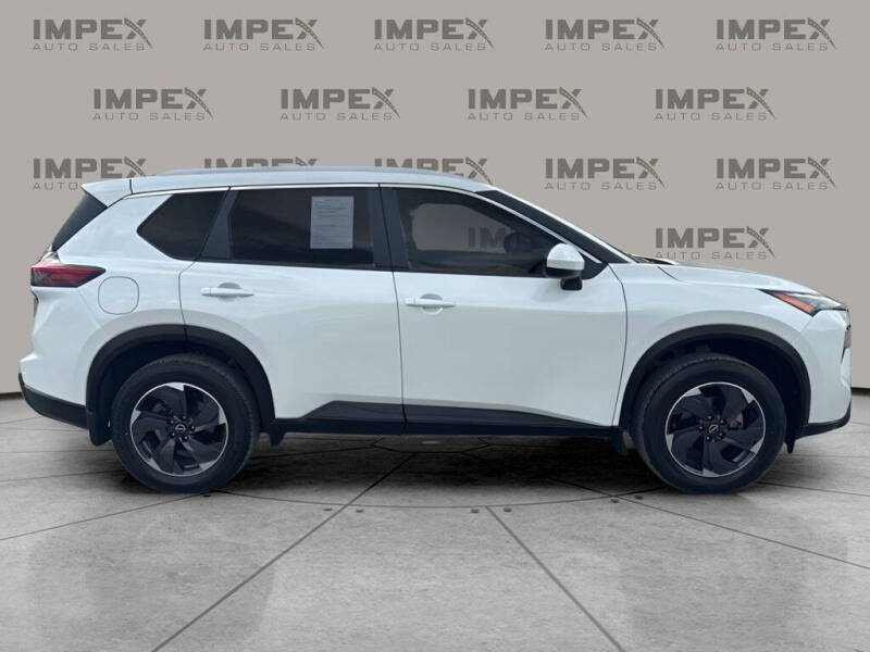 2024 Nissan Rogue SV