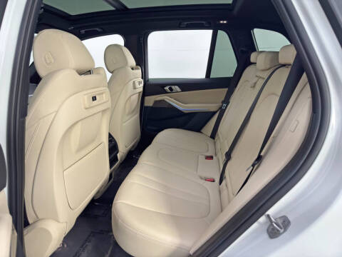 2022 BMW X5 xDrive45e