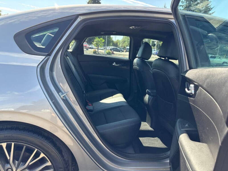 2023 Kia Forte GT-Line