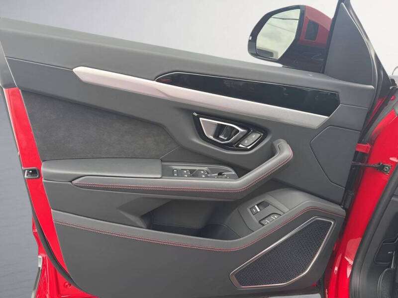 2022 Lamborghini Urus