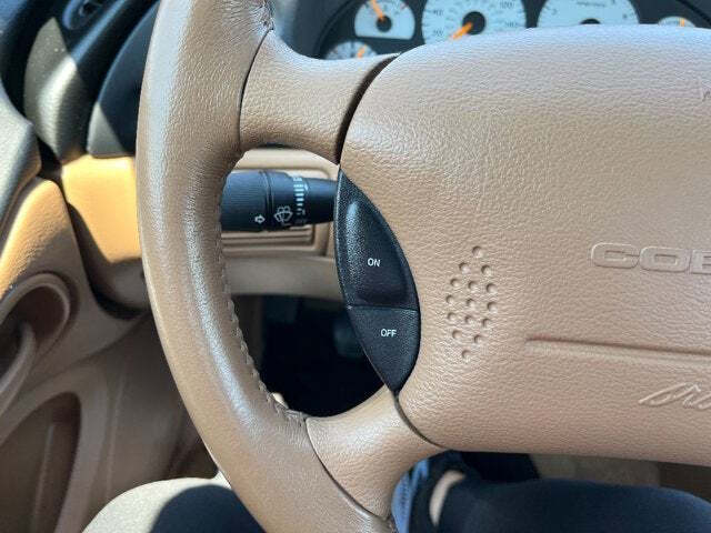 1996 Ford Mustang SVT Cobra 35