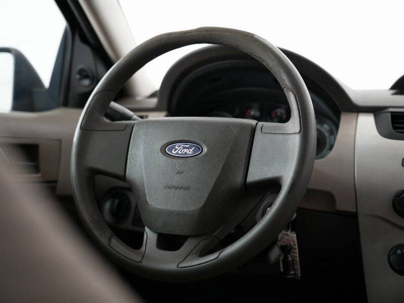 2009 Ford Focus S
