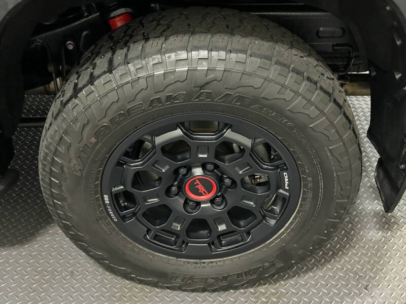 2023 Toyota Sequoia SR5