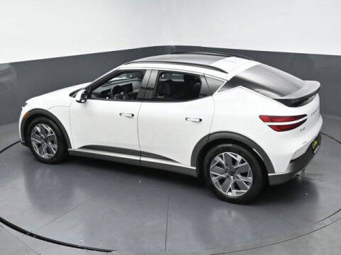 2025 Genesis GV60 Standard