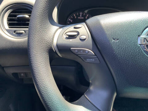 2014 Nissan Pathfinder S