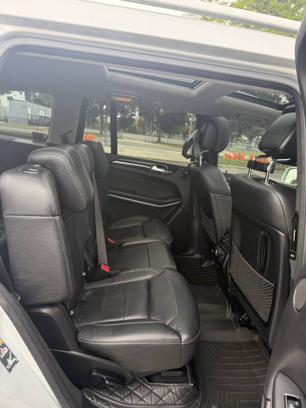 2016 Mercedes-Benz GL-Class GL 550 4MATIC