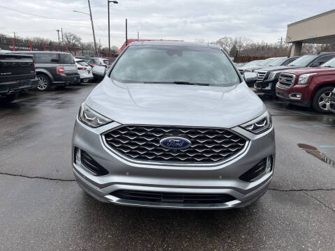 2020 Ford Edge Titanium