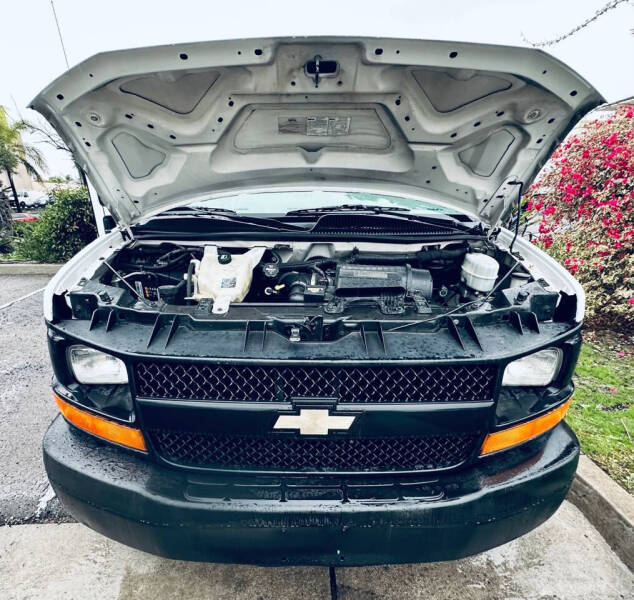 2013 Chevrolet Express 2500