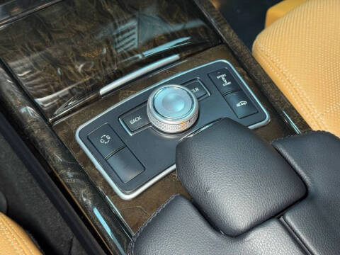 2010 Mercedes-Benz E-Class