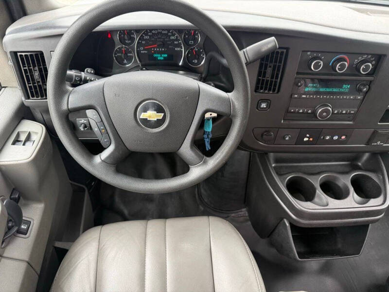 2019 Chevrolet Express 2500