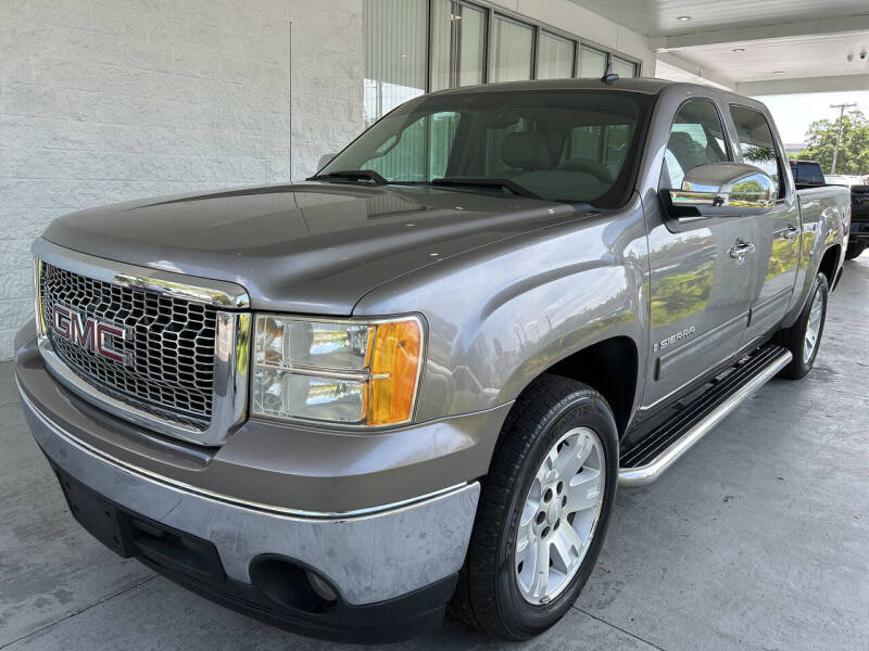 2008 GMC Sierra 1500 for sale at Powerhouse Automotive in Tampa FL