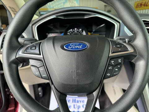 2017 Ford Fusion SE