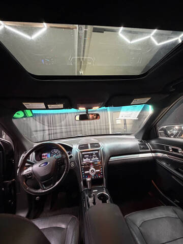 2016 Ford Explorer Sport