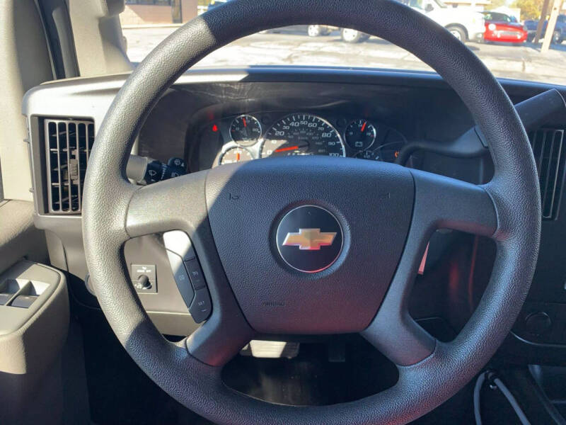 2019 Chevrolet Express 2500