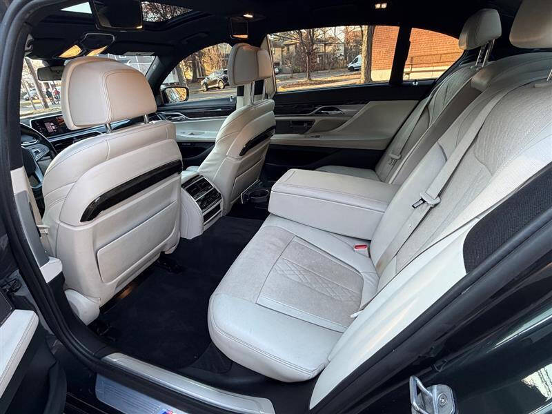 2016 BMW 7 Series 740i