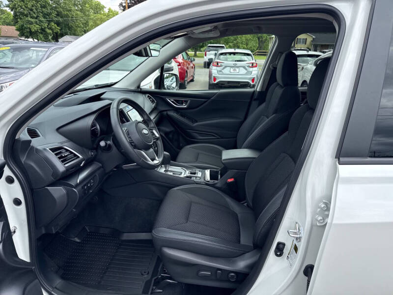 2024 Subaru Forester Premium
