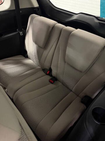 2012 Mazda MAZDA5 Sport