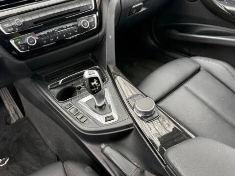 2017 BMW 3 Series 330e iPerformance