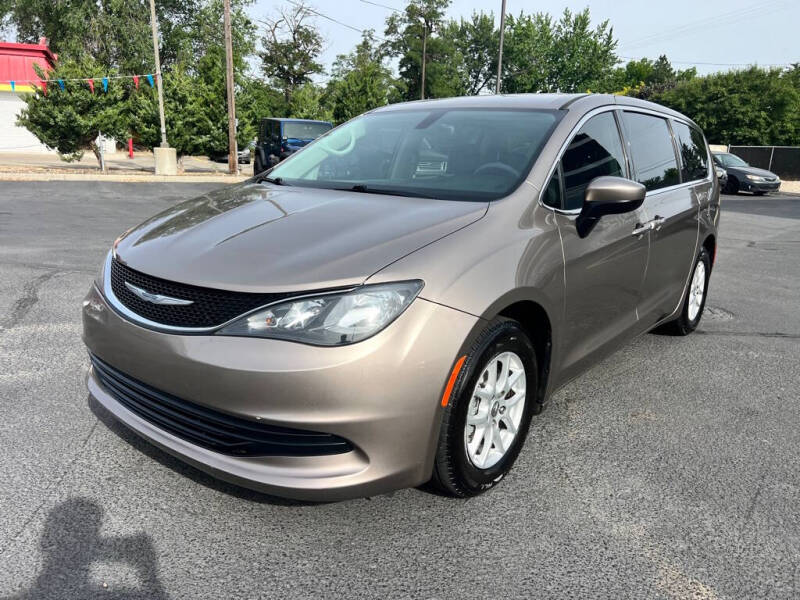 2017 Chrysler Pacifica Touring