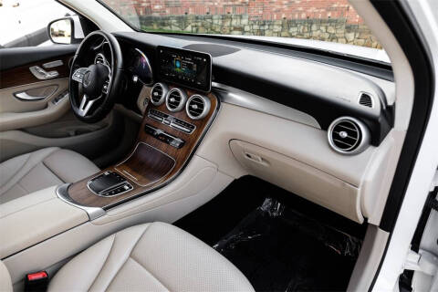 2022 Mercedes-Benz GLC GLC 300