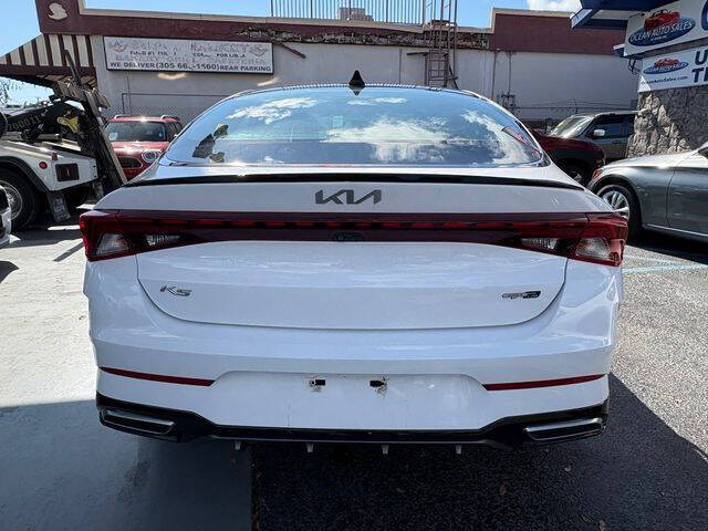 2022 Kia K5